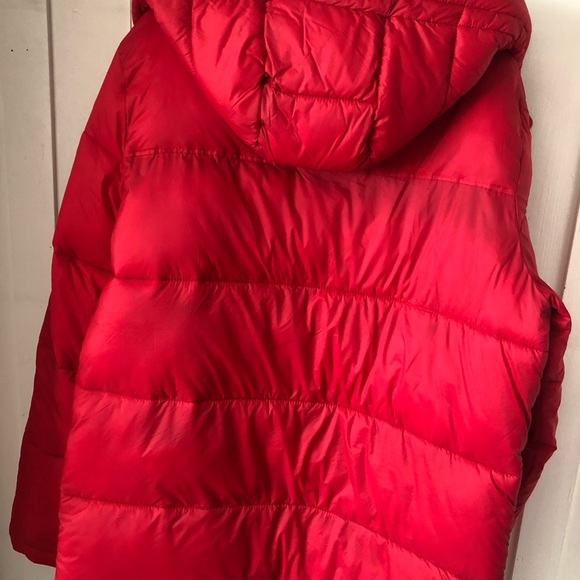 Abercrombie and Fitch Red Puffer Jacket - Picture 9 of 9